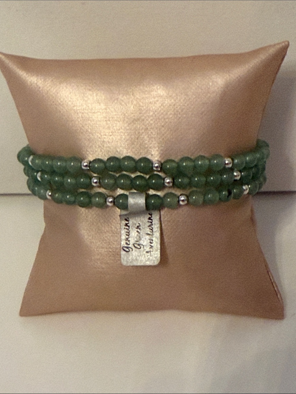 NEW BRACELET, GREEN AVENTURINE THREE STRAND BEADS SILVER TONE, ACCENT TOGGLE 7.5 - Picture 2 of 5
